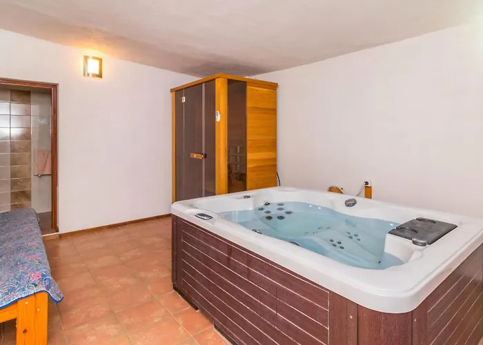Casa de Férias 4 Bedroom Awesome In